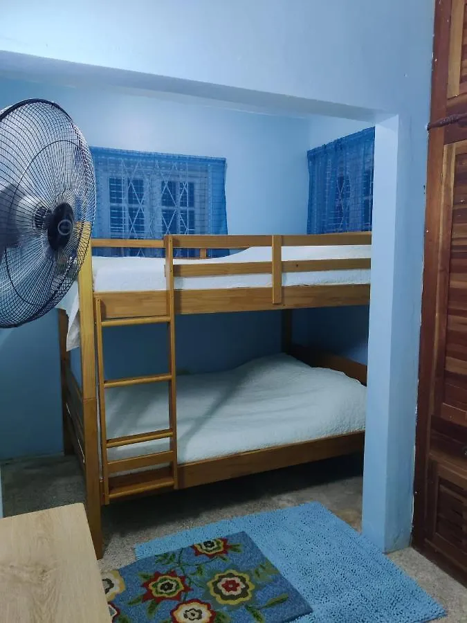 Villa Havana Negril Affittacamere