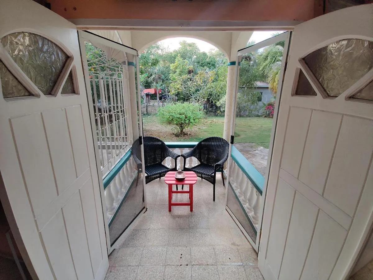 Villa Havana Negril Affittacamere